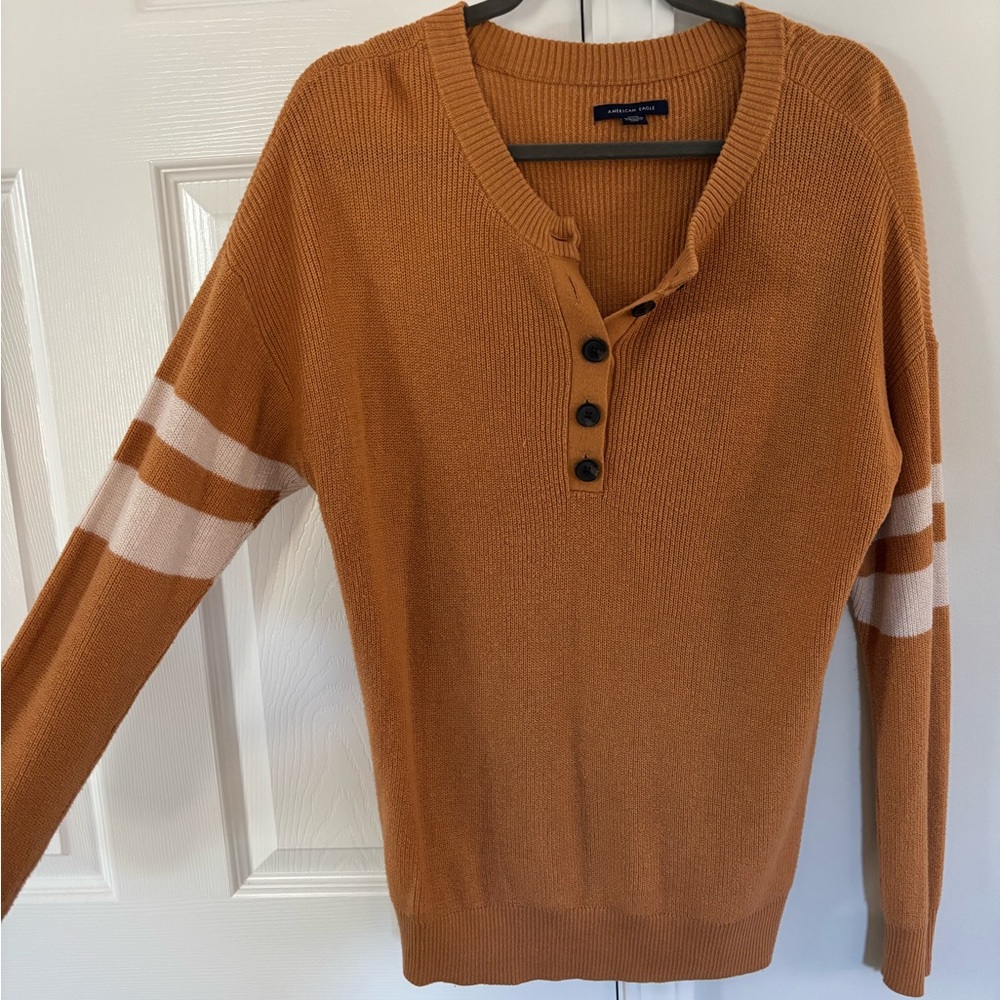 American Eagle Outfitters Women's Henley Sweater in Brown and White